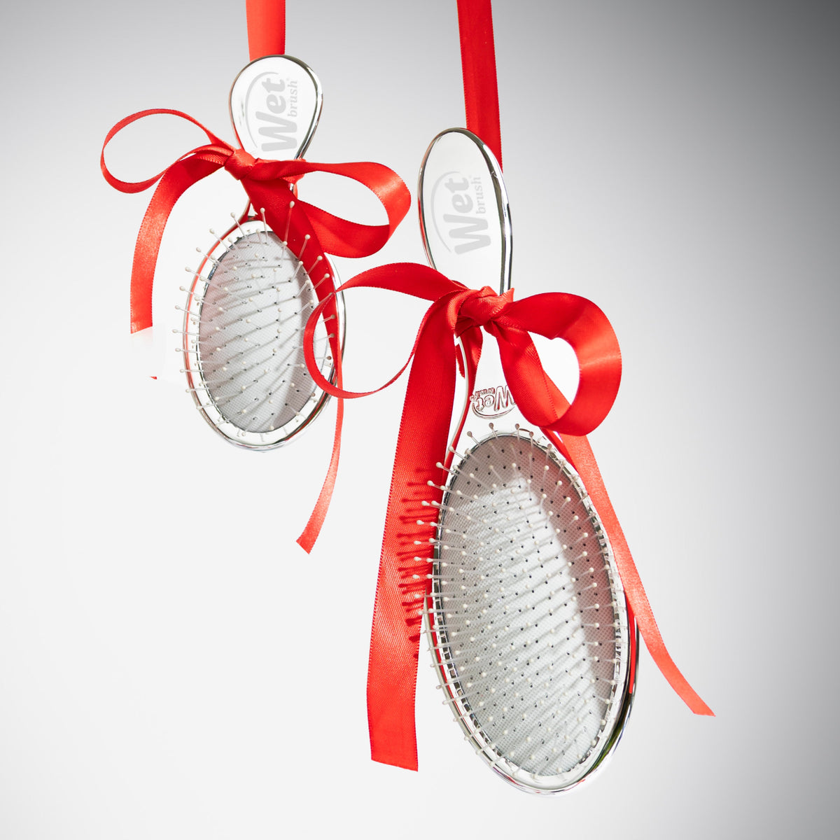 Wet Brush Festive Finish Original Detangler & Mini Detangler Gift Set - Silver
