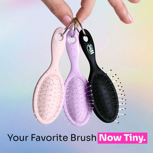 Wet Brush The Tiny Detangler Keychain